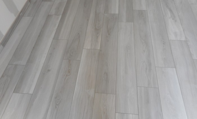 pose de parquet à  Laveissière